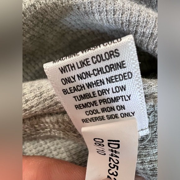 Express Shirt Adult Sz Small Gray Thermal Waffle Pullover Long Sleeve Mens NWT - Picture 6 of 7